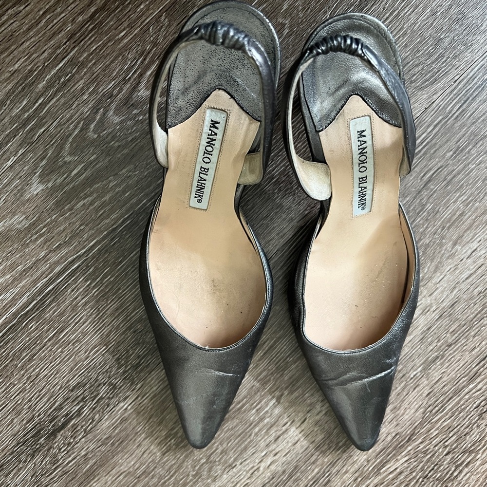 Manolo Blahnik Carolyne Leather Sling Back Heels